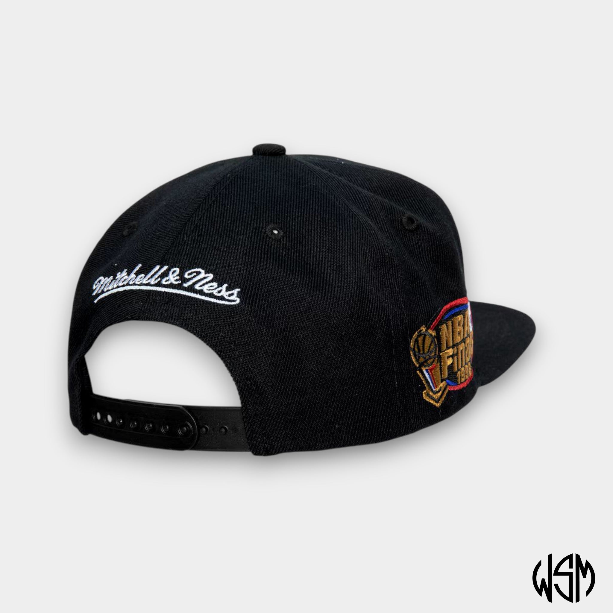 CAPPELLO NBA CHICAGO BULLS TOP SPOT