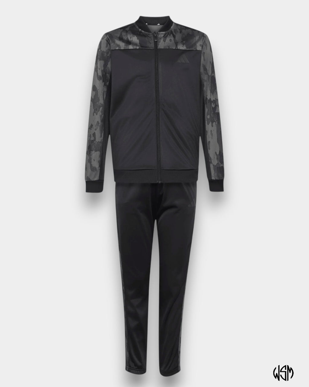 TUTA ADIDAS SEASONAL ESSENTIALS CAMO JR