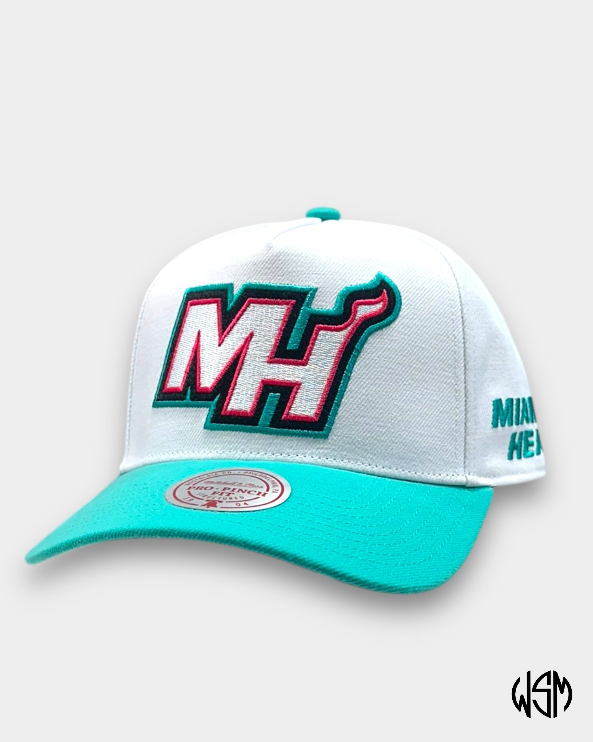 CAPPELLO NBA MIAMI HEAT LEGENDARY AWAY PRO