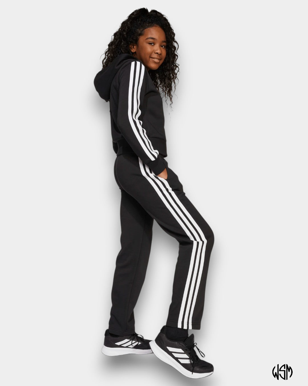 TUTA ADIDAS ESSENTIALS GIRL