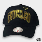 CAPPELLO CHICAGO BULLS NBA PINNED GOLD