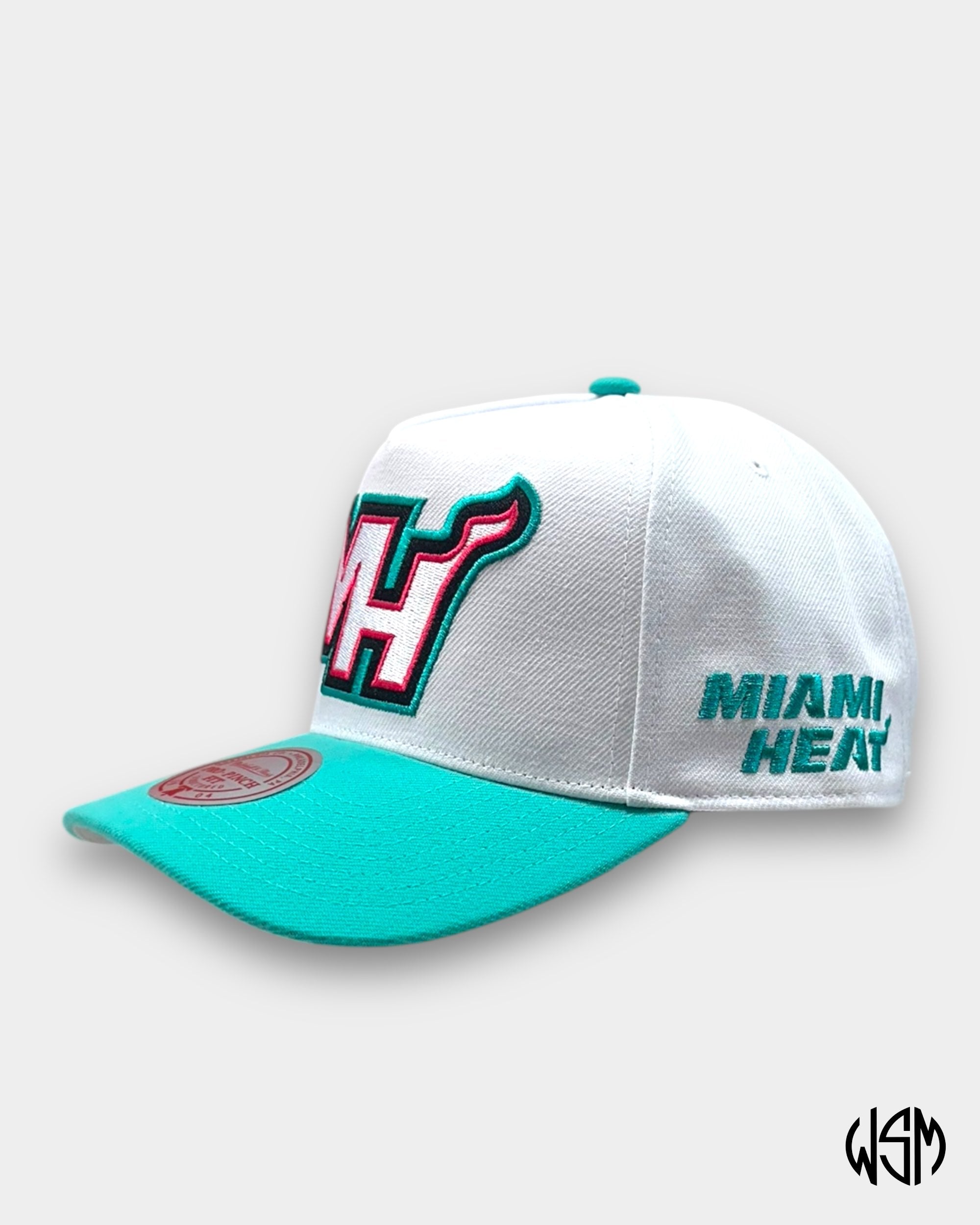 CAPPELLO NBA MIAMI HEAT LEGENDARY AWAY PRO