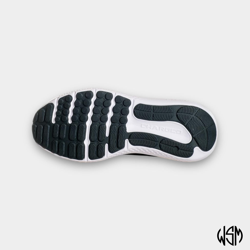 UNDER ARMOUR  CHARGED SURGE 4